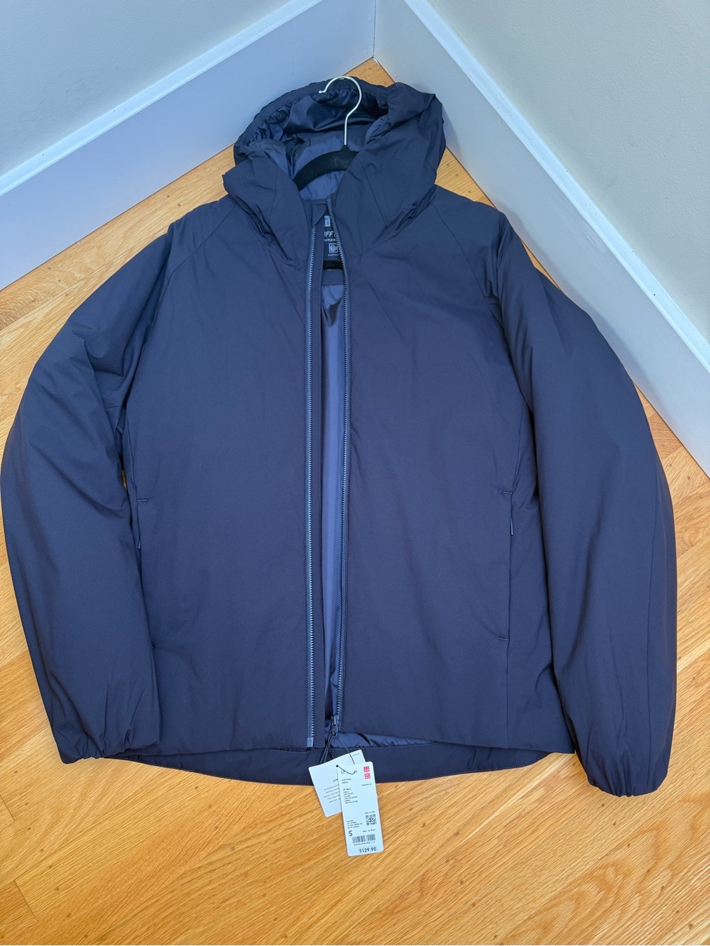 NWT Uniqlo Men's Navy PUFFTECH Parka, size small